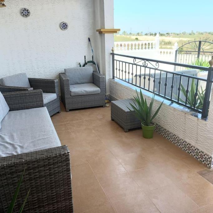 2 Bedroom Apartment. Orihuela. Екстериор снимка